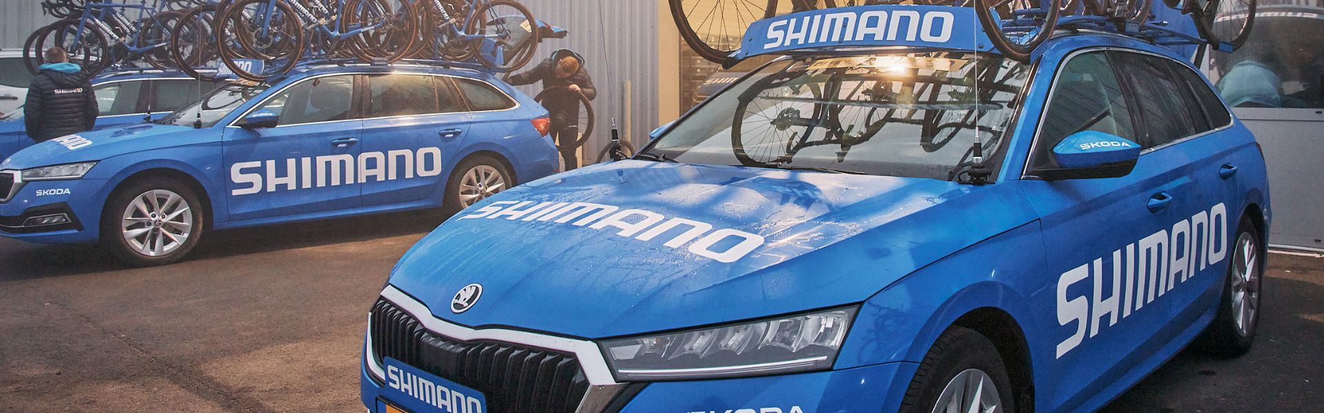 Shimano Human Science: Parigi-Roubaix in moto