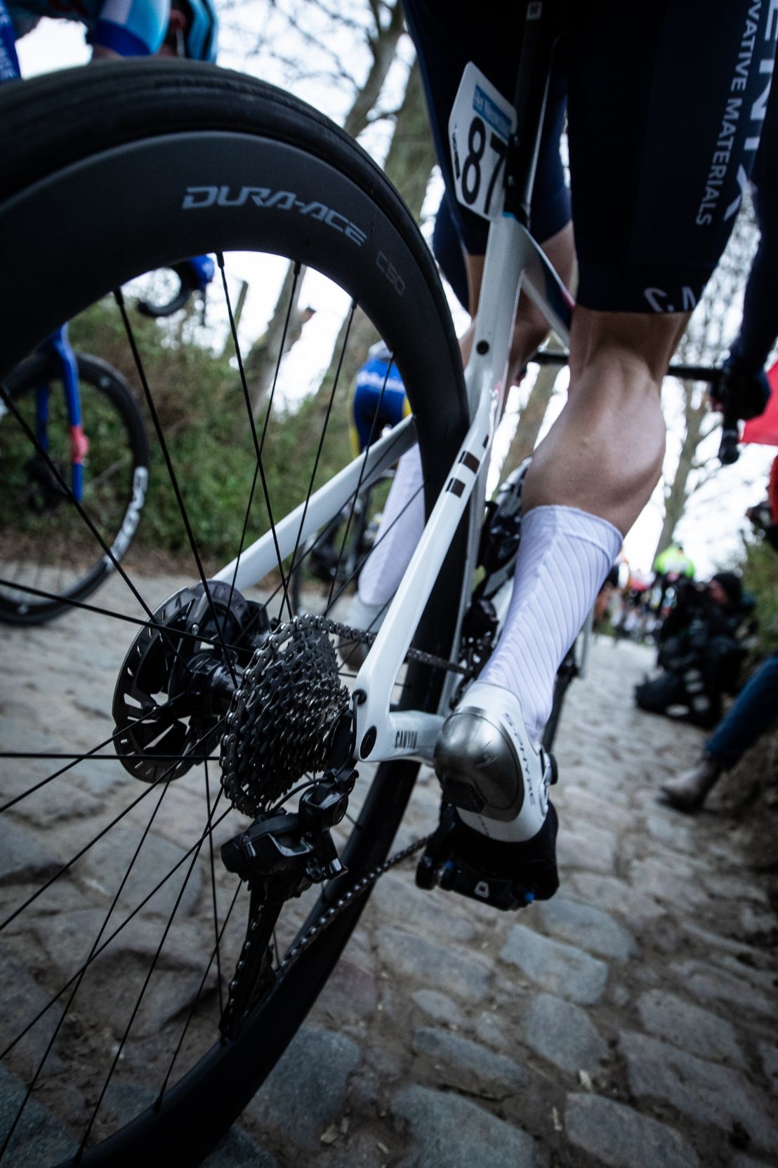 Mathieu van der Poel og DURA-ACE R9200